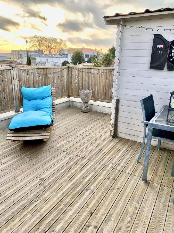 Chaleureux T2 30 M2 Et Sa Terrasse Bois 18 M2 Διαμέρισμα Λα Ροσέλ Εξωτερικό φωτογραφία